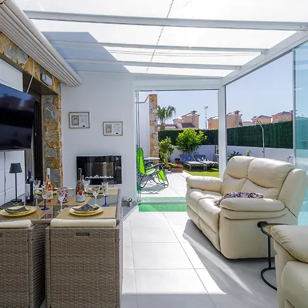 Luxe Met Verwarmd Zwembad *