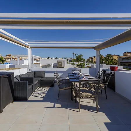 Luxe Met Verwarmd Zwembad Orihuela