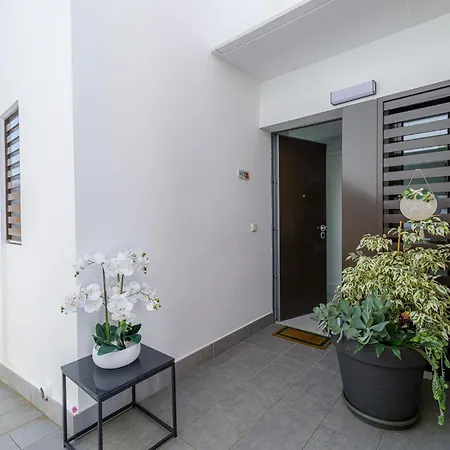 Luxe Met Verwarmd Zwembad Villa *