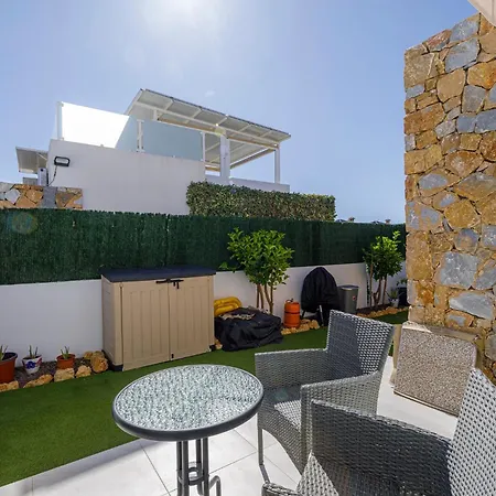 Luxe Met Verwarmd Zwembad Orihuela