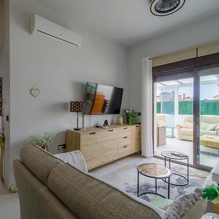 Luxe Met Verwarmd Zwembad Villa